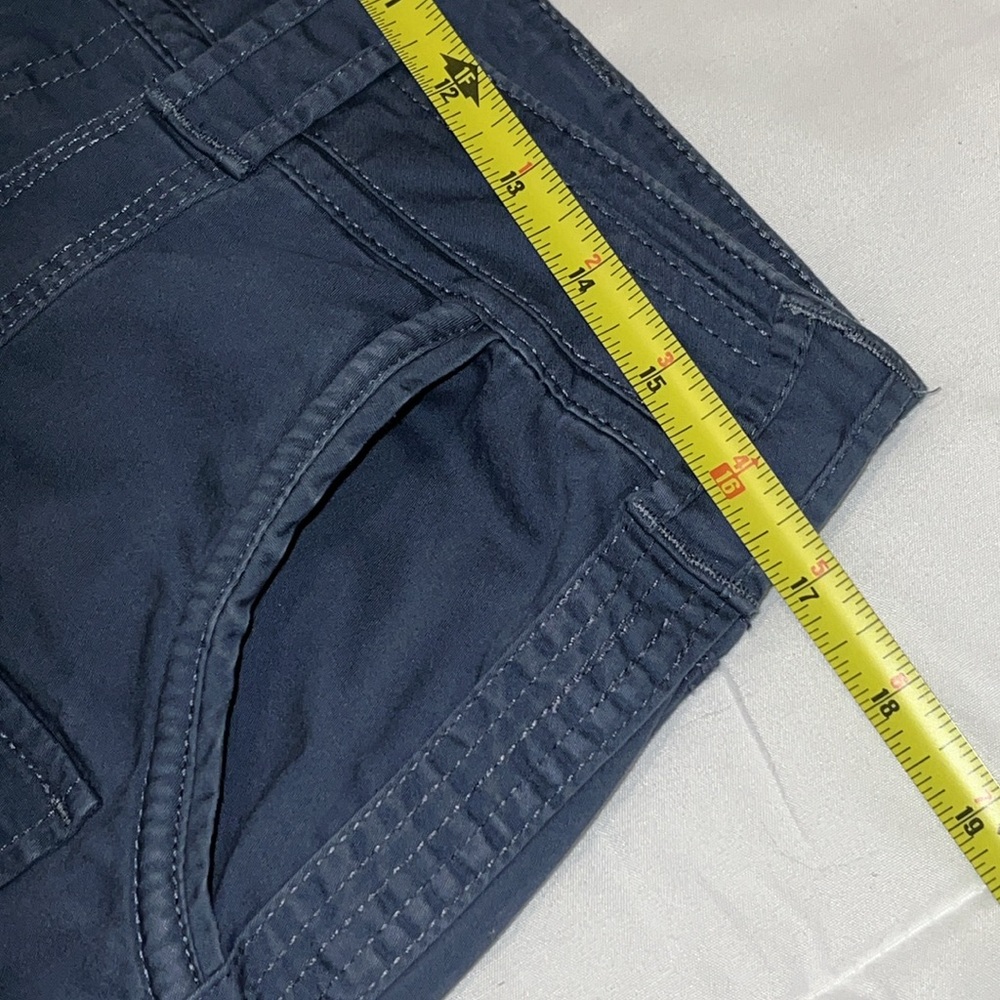 Capris (8) - Picture 8 of 14
